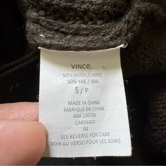 New Vince Green Cowl Neck Buttons Oversized Sweater size Small - Picture 10 of 11